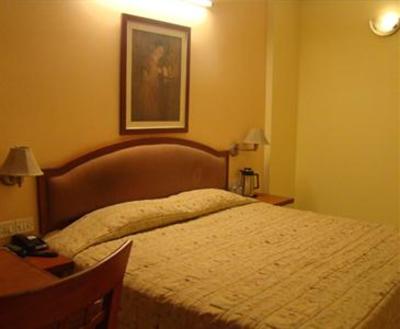 фото отеля Hotel Tourist Deluxe