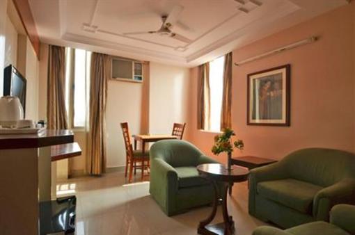 фото отеля Hotel Tourist Deluxe