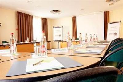 фото отеля Campanile Montpellier Est Le Millenaire Hotel