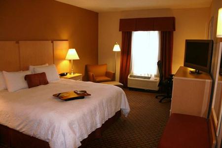 фото отеля Hampton Inn and Suites Chapel Hill / Durham Area