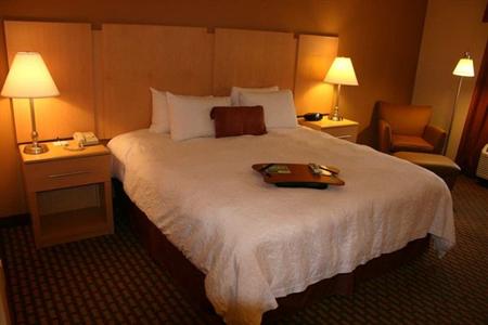 фото отеля Hampton Inn and Suites Chapel Hill / Durham Area