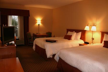 фото отеля Hampton Inn and Suites Chapel Hill / Durham Area