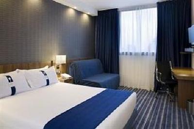 фото отеля Hotel Holiday Inn Express Bilbao