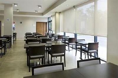 фото отеля Hotel Holiday Inn Express Bilbao