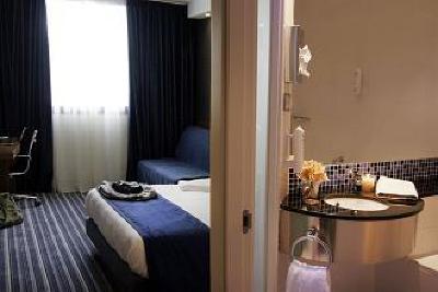 фото отеля Hotel Holiday Inn Express Bilbao