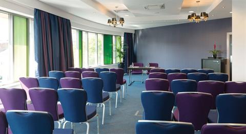 фото отеля Maldron Hotel Cardiff