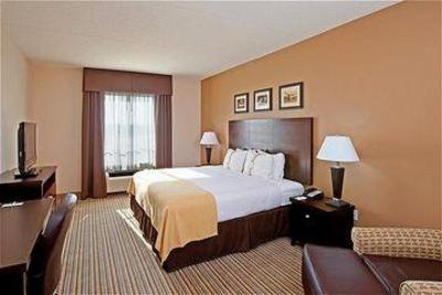 фото отеля Holiday Inn Airport & Fair/Expo Center
