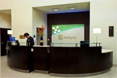 фото отеля Holiday Inn Airport & Fair/Expo Center