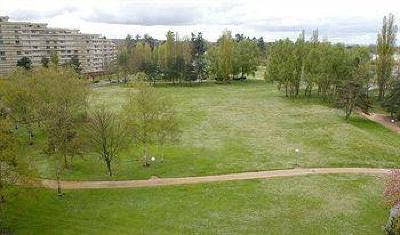 фото отеля Hotel Le Parc Rive Gauche Bellerive-sur-Allier