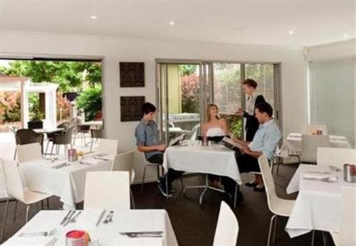 фото отеля Brisbane International Rocklea Motel