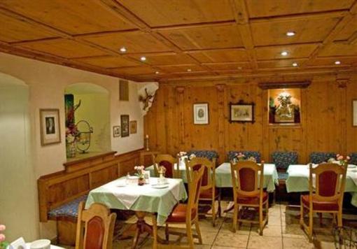 фото отеля Hotel Alte Post Oberammergau