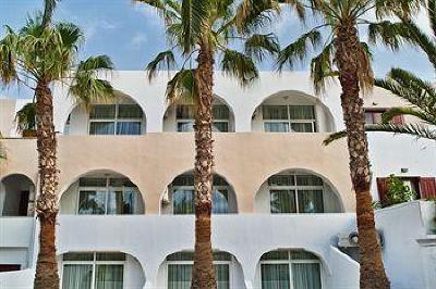 фото отеля Hotel Makarios