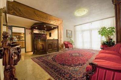 фото отеля Astoria Hotel Caorle