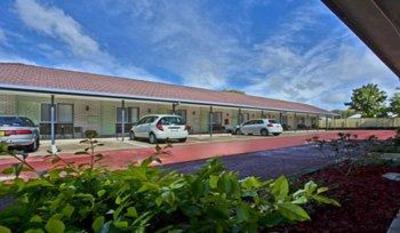 фото отеля BEST WESTERN Twin Towns Motel