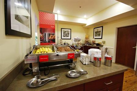 фото отеля Hampton Inn & Suites Charleston / West Ashley