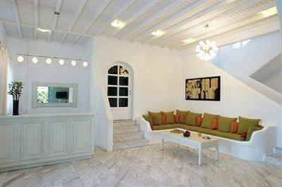 фото отеля Zephyros Hotel Paraga