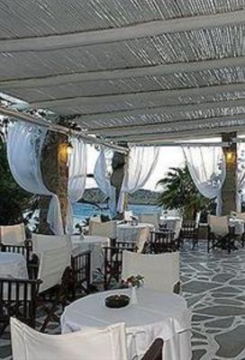 фото отеля Zephyros Hotel Paraga