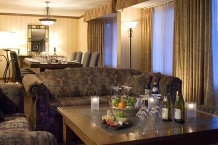 фото отеля Delta Lodge at Kananaskis