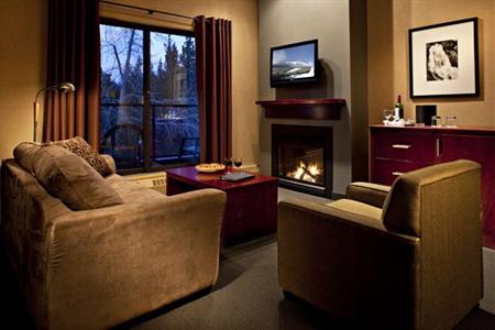 фото отеля Delta Lodge at Kananaskis