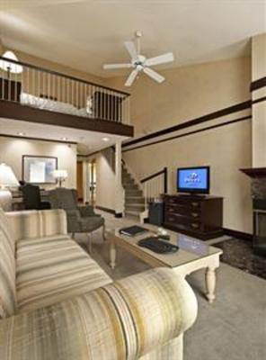 фото отеля Delta Lodge at Kananaskis