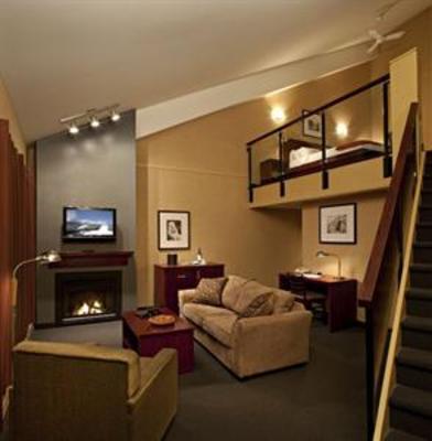 фото отеля Delta Lodge at Kananaskis