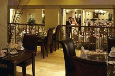 фото отеля Bull Hotel