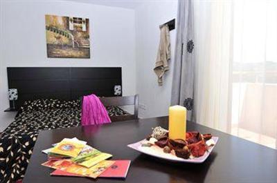 фото отеля Residhotel Residence Virginia Grasse