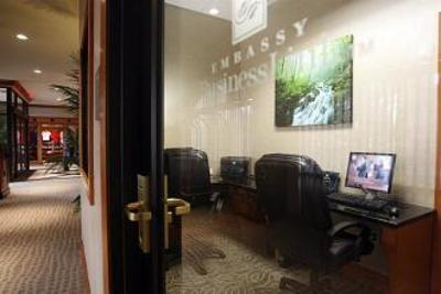 фото отеля Embassy Suites Hotel Louisville