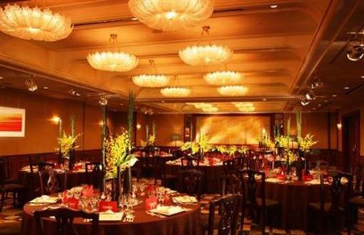 фото отеля ANA Crowne Plaza Osaka