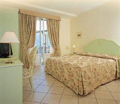 фото отеля Hotel La Perla Tremezzo
