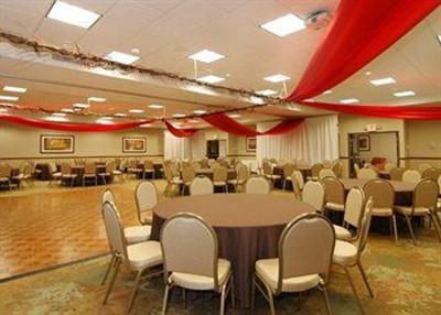 фото отеля Comfort Suites Rapid City