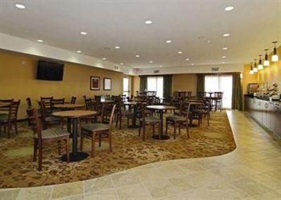 фото отеля Comfort Suites Rapid City