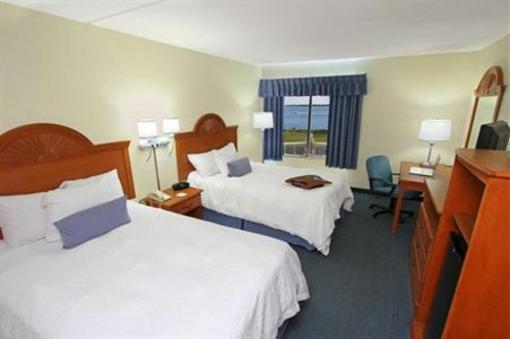 фото отеля Hampton Inn Morehead City