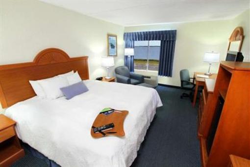 фото отеля Hampton Inn Morehead City