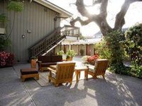 Red Cottage Inn