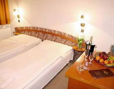 фото отеля Hotel Tuchlovice