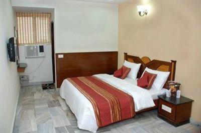 фото отеля Hotel Chand Palace