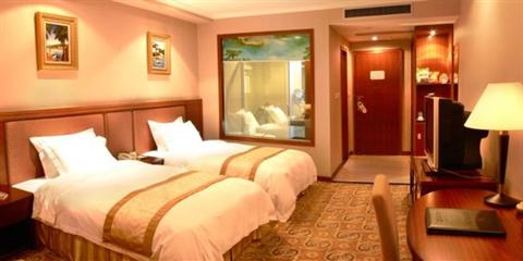 фото отеля Triumphal Holiday Hotel