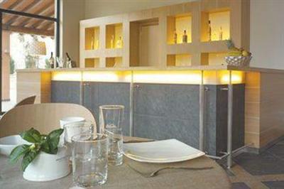 фото отеля Meridiana Country Hotel