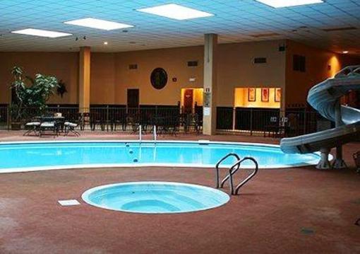 фото отеля Clarion Inn Garden City