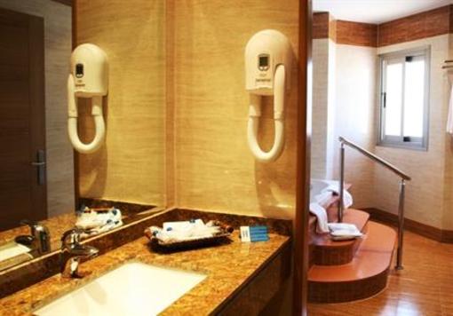 фото отеля Montera Plaza Hotel