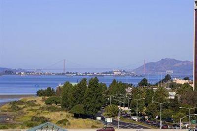 фото отеля Four Points by Sheraton San Francisco Bay Bridge