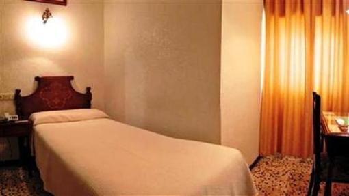 фото отеля Embajador Hotel Almeria
