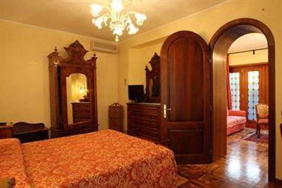 фото отеля Pensione Accademia Hotel Venice