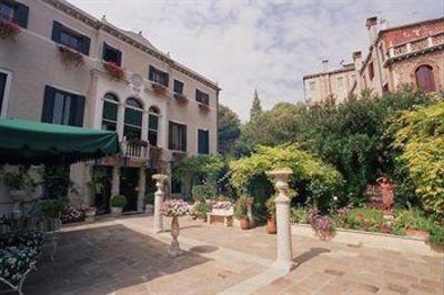 фото отеля Pensione Accademia Hotel Venice