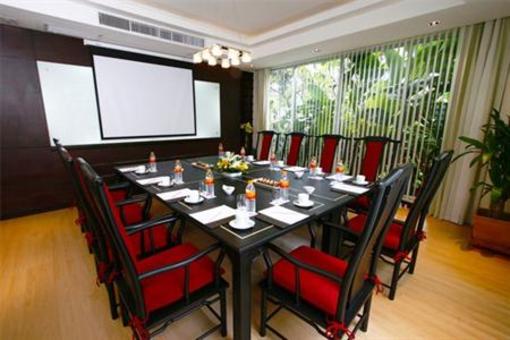 фото отеля Bandara Suites Silom Bangkok