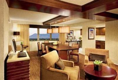 фото отеля Sheraton Albuquerque Airport Hotel