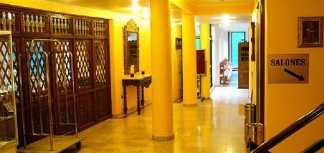 фото отеля Hotel Alcala del Rio