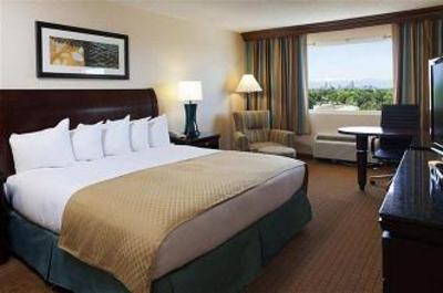 фото отеля Doubletree Hotel Denver