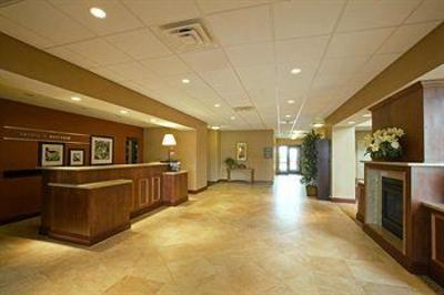 фото отеля Hampton Inn & Suites West Bend